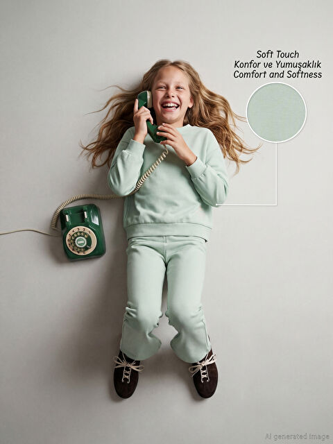 LCW Kids Soft Touch Kız Çocuk Sweatshirt ve Eşofman Altı - W5MQ64Z4-929