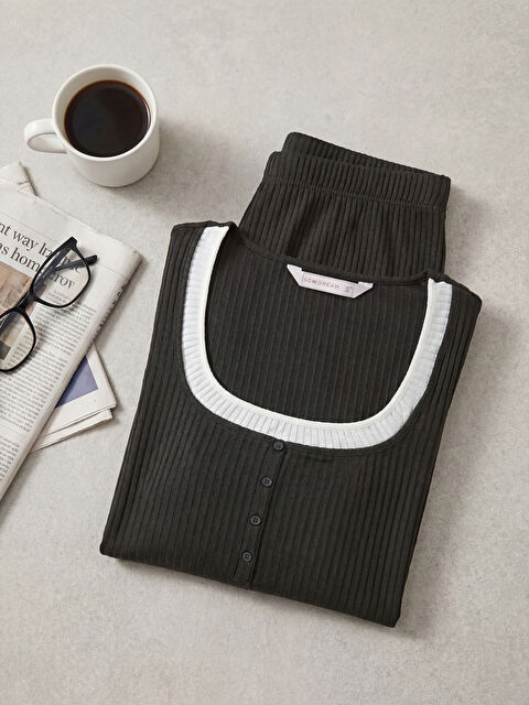 LCW DREAM Kare Yaka Kadın Pijama Takımı - W5NO65Z8-HPL