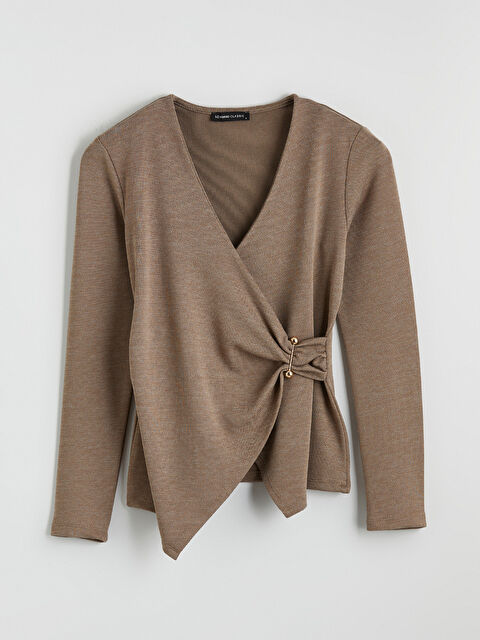 LCWAIKIKI Basic Kruvaze Yaka Toka Detaylı Büzgülü Bluz - W5NP24Z8-D2Y