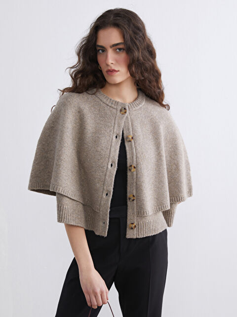LCW Vision Woman BEIGE Poncho - W5NQ23Z8-PSD