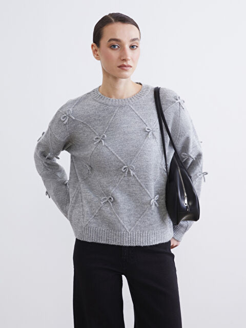 LCW Modest Bisiklet Yaka Fiyonklu Kadın Triko Kazak	 - W5NQ96Z8-2JP