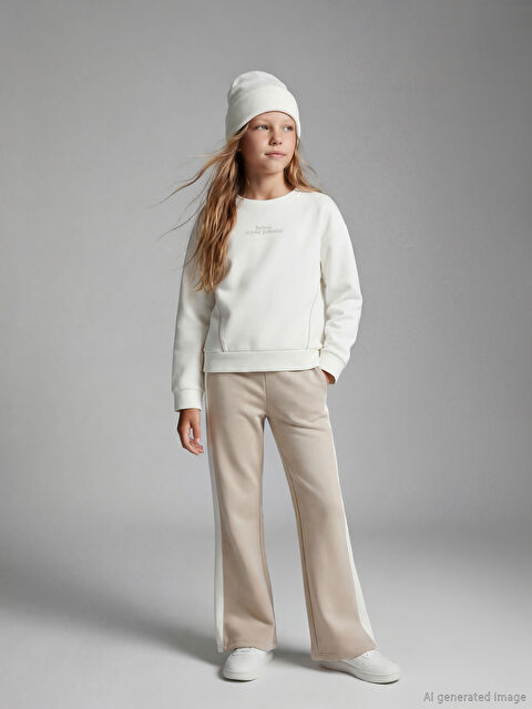 LCW Kids Bisiklet Yaka Kız Çocuk Sweatshirt ve Eşofman Altı - W5NT86Z4-FES