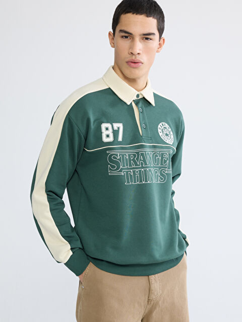 XSIDE Polo Yaka Stranger Things Baskılı Erkek Kalın Sweatshirt - W5NV03Z8-HQZ