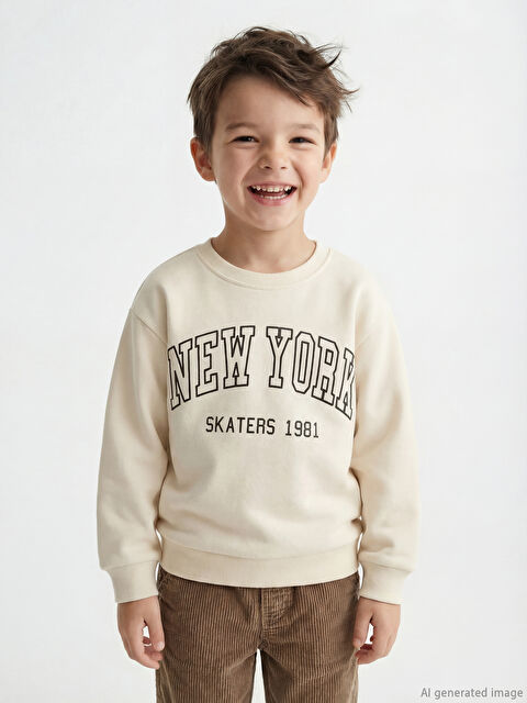 LCW Kids New York Baskılı Erkek Çocuk Kalın Sweatshirt