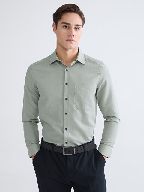 LCWAIKIKI Classic Regular Fit Erkek Gömlek - W5NY83Z8-LME