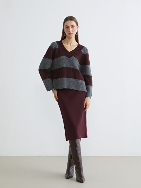 LCWAIKIKI Classic Beli Lastikli Yırtmaçlı Triko Etek - W5O778Z8-YHM