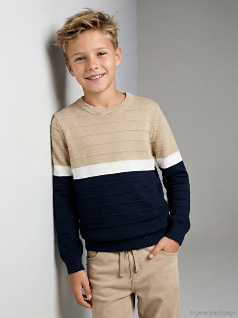 LCW Kids Bisiklet Yaka Renk Bloklu Erkek Çocuk Kazak - W5O997Z4-ELZ