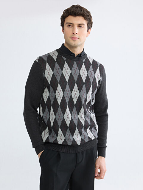 LCWAIKIKI Classic Bisiklet Yaka Baklava Desenli Erkek Triko Kazak - W5OO05Z8-L8N