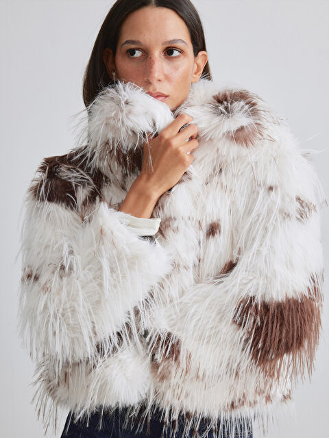 LCW Vision Ceket Yaka Desenli Kadın Kürk Mont - W5OO57Z8-LRA