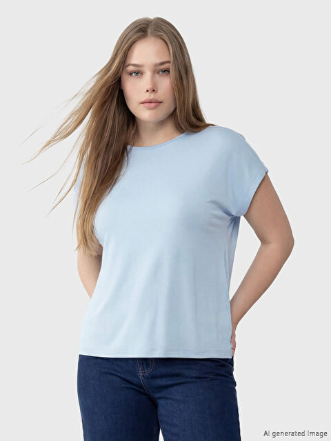 Soulife Büyük Beden Bisiklet Yaka Kadın Tişört