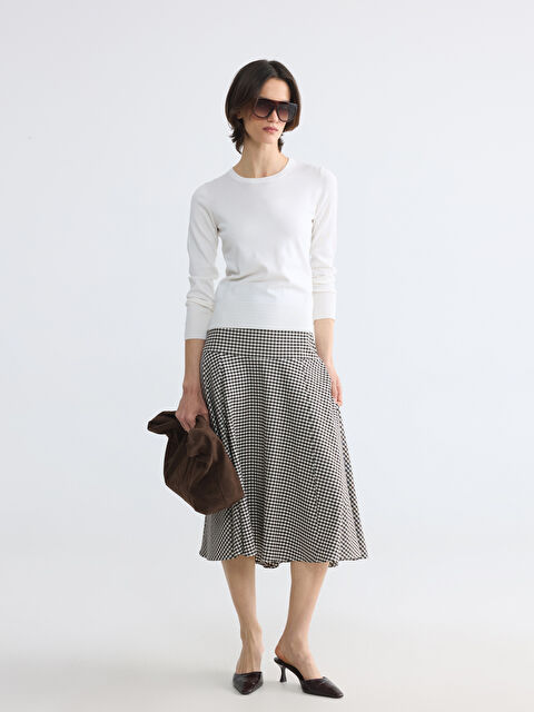 LCWAIKIKI Classic Beli Fermuarlı Ekose Kloş Etek