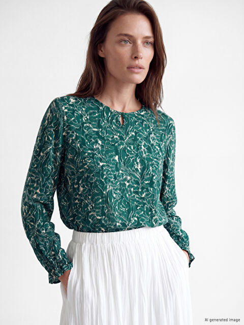 LCW Grace Bisiklet Yaka Desenli Bluz