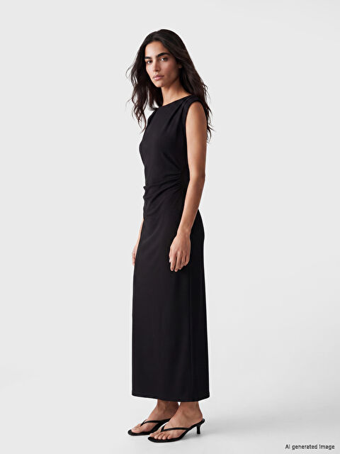 LCW Vision Bisiklet Yaka Büzgülü Krep Elbise