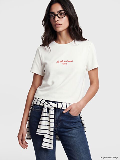 LCW Vision Bisiklet Yaka Paris Baskılı Kadın Tişört