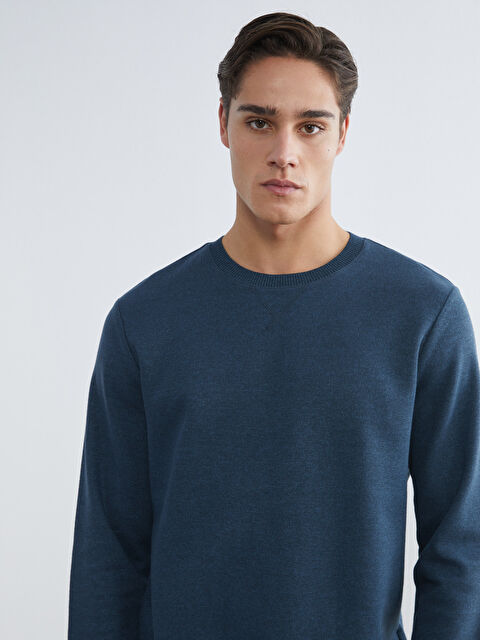 LCWAIKIKI Classic Men's Crew Neck Sweatshirt - S60347Z8-D2R