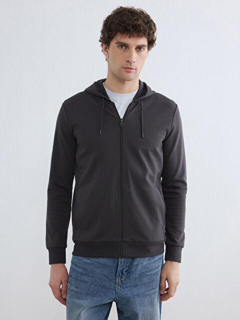 LCWAIKIKI Basic Kapüşonlu Erkek Fermuarlı Sweatshirt
