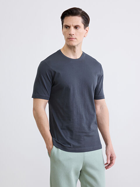 LCWAIKIKI Classic Bisiklet Yaka Penye Erkek Tişört - S60418Z8-YKZ