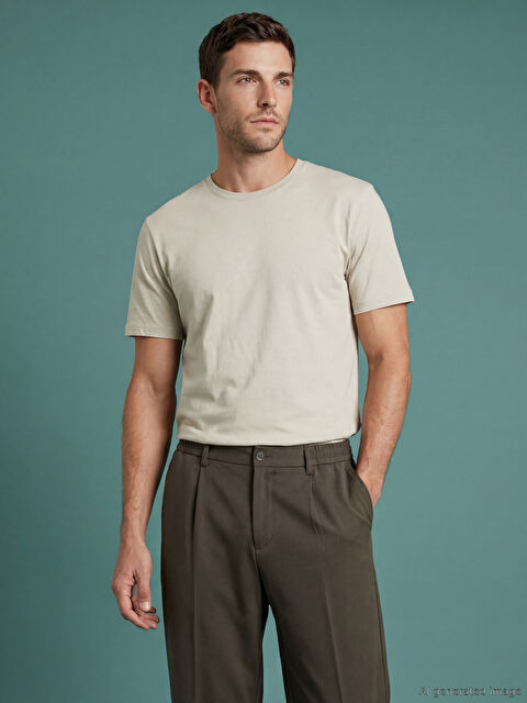 LCWAIKIKI Classic Bisiklet Yaka Penye Erkek Tişört - S60418Z8-ZM2