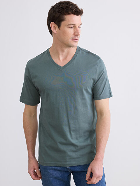 LCWAIKIKI Classic V Yaka Penye Erkek Tişört - S60419Z8-H9D