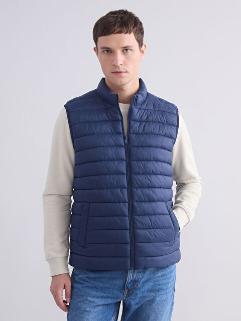 LCWAIKIKI Classic Standard-Fit High-Neck Puffer Vest - S60425Z8-CWU