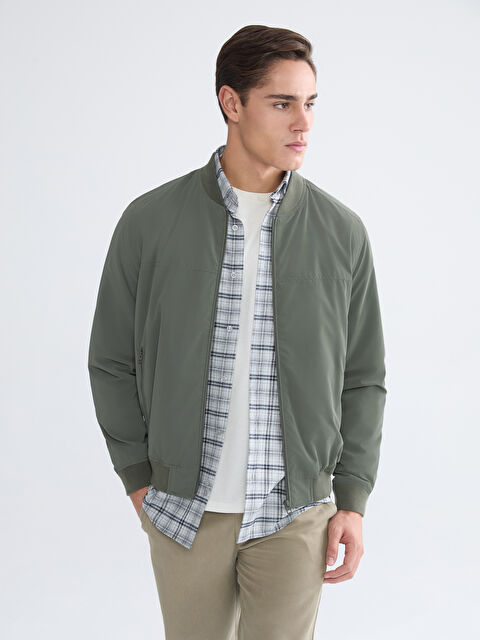 LCWAIKIKI Classic Standart Kalıp Kolej Yaka Erkek Bomber Mont - S60471Z8-KTB