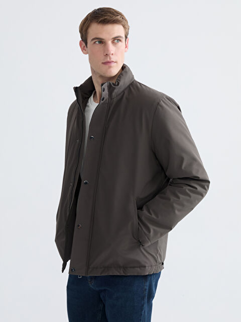 LCWAIKIKI Classic Standart Kalıp Kapüşonlu Erkek Mont - S60883Z8-ZQD