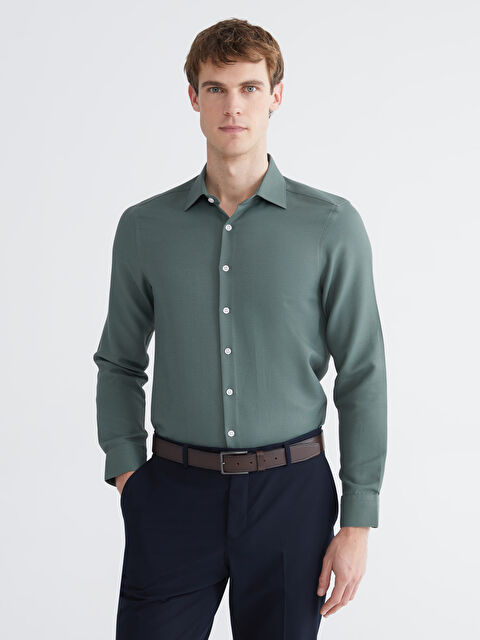 LCWAIKIKI Classic Slim Fit Dobby Men's Shirt - S60910Z8-CRN