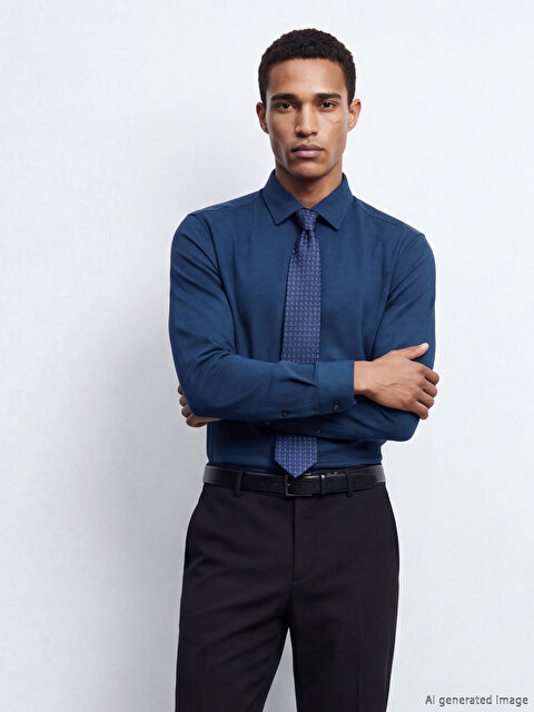 LCWAIKIKI Classic Slim Fit Armürlü Erkek Gömlek - S60910Z8-CRP