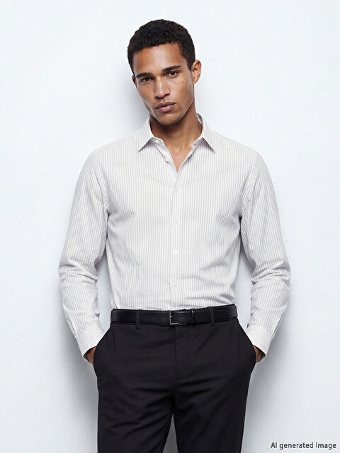 LCWAIKIKI Classic Slim Fit Çizgili Gabardin Erkek Gömlek - S60918Z8-LE8