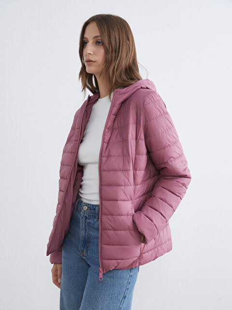 LCWAIKIKI Classic Ženska Puffer Jakna sa Kapuljačom - S61221Z8-GUV