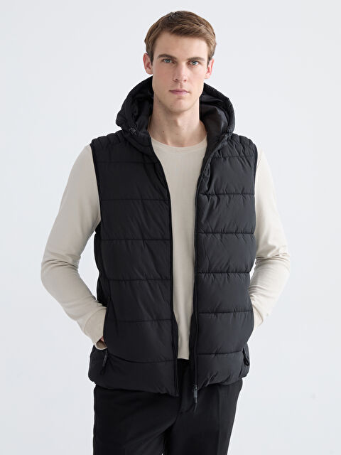 LCWAIKIKI Classic Klasični prsluk sa kapuljačom i punjenjem. - S61458Z8-CVL