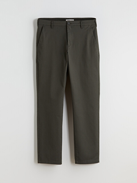 LCWAIKIKI Classic Standard Fit Gabardine Men's Chino Trousers