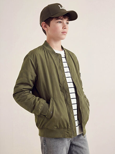 LCW Kids Su İtici Erkek Çocuk Mont - S62113Z4-GXF