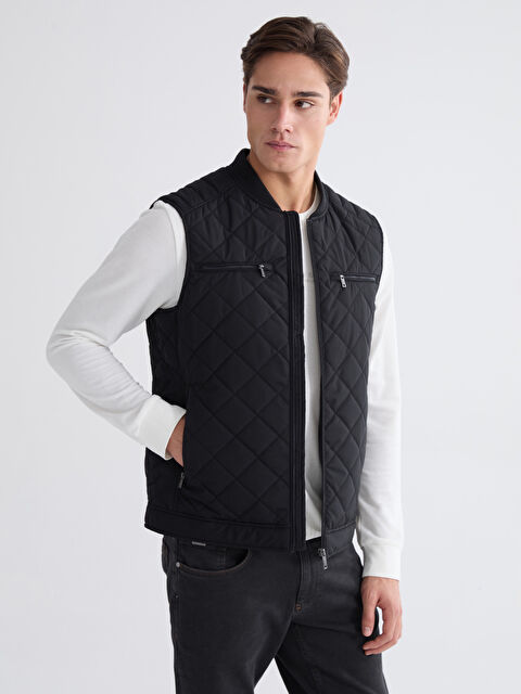 LCWAIKIKI Classic Standart Kalıp Erkek Yelek - S62131Z8-CVL