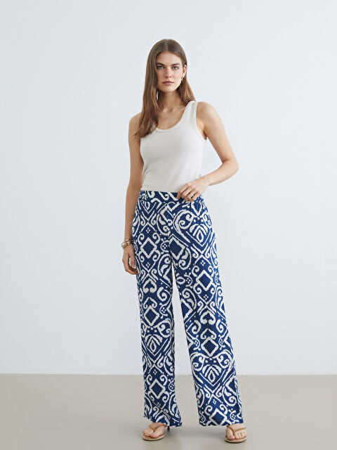 LCWAIKIKI Classic Women's Patterned Trousers with Elastic Waistband - S63969Z8-LSJ