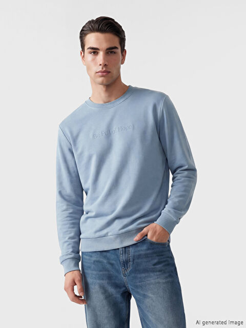 LC WAIKIKI سويتشيرت رجال مطبوع بكول مدور