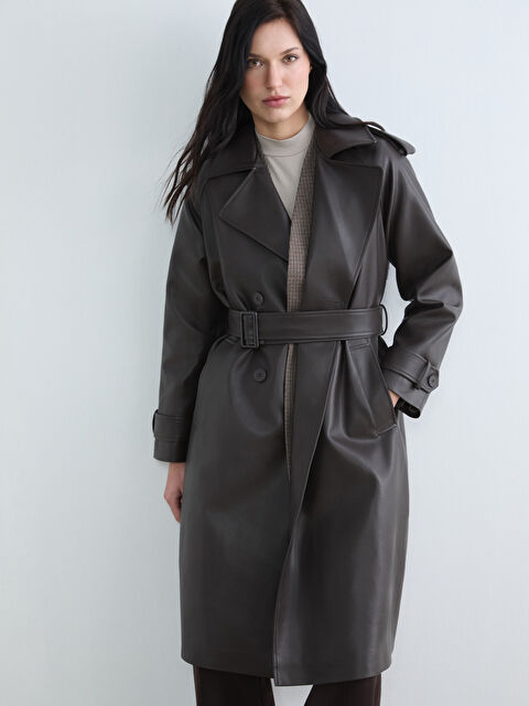 LCW STUDIO Kruvaze Yaka Kadın Deri Görünümlü Trençkot - S64290Z8-HDD