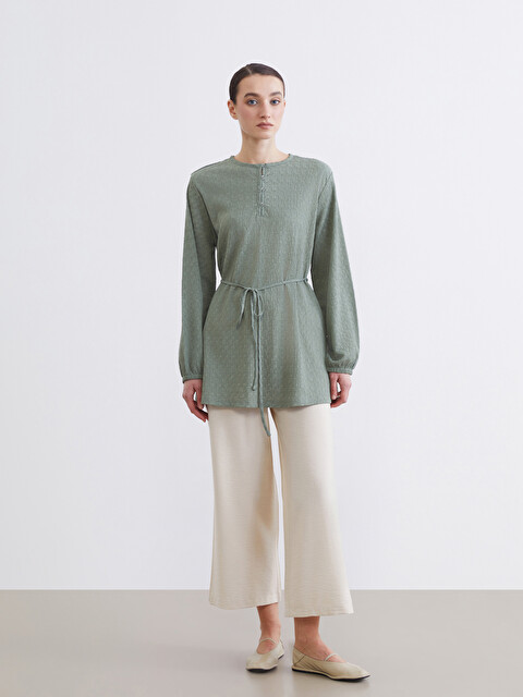 LCW Modest Crew Neck Patterned Tunic with Waist Tie - S64401Z8-GN2 LCW Modest Crew Neck Patterned Tunic with Waist Tie - S64401Z8-GN2