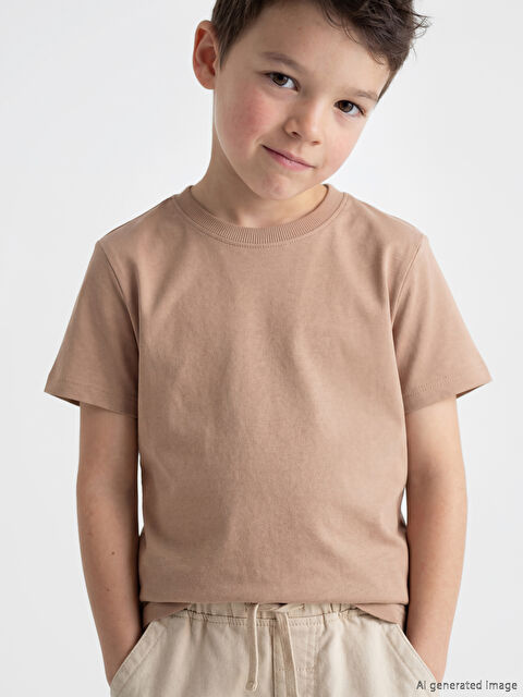 LCW Kids Bisiklet Yaka Erkek Çocuk Tişört