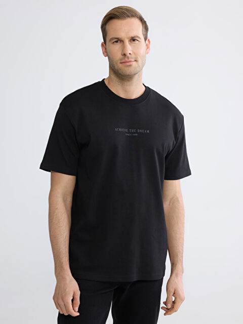 LCWAIKIKI Classic Oversize Fit Bisiklet Yaka Baskılı Erkek Tişört - S65147Z8-CVL