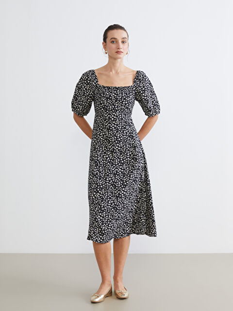 LCW Comfort Шаршы жағалы гүлді қимасы бар көйлек