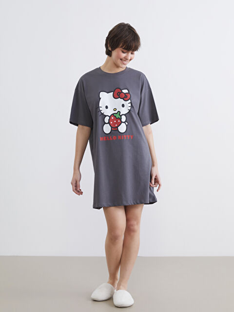 LCW Young Hello Kitty Baskılı Oversize Kadın Gecelik - S65608Z8-JNL