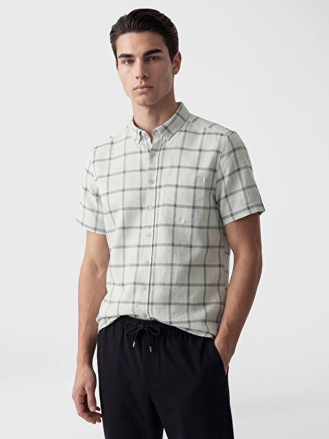 LCWAIKIKI Classic قميص رجالي بوبلين كاروهات بقصة عادية