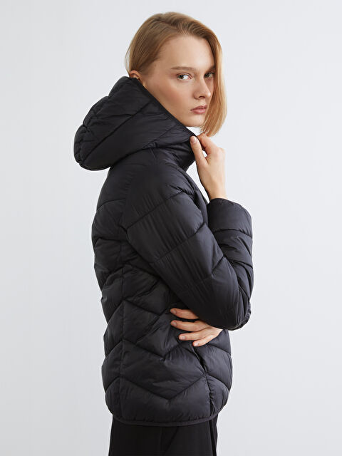 LCW Vision ქალი შავი დუტის ქურთუკი - S66005Z8-CVL