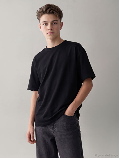 LCW Kids Bisiklet Yaka Basic Erkek Çocuk Tişört