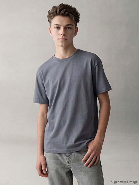 LCW Kids Bisiklet Yaka Basic Erkek Çocuk Tişört