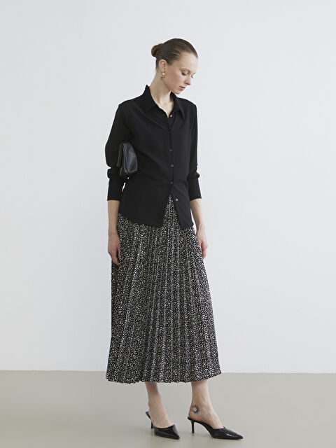 LCWAIKIKI Classic Elastic Waist Pleated Crepe Skirt - S67642Z8-LQJ