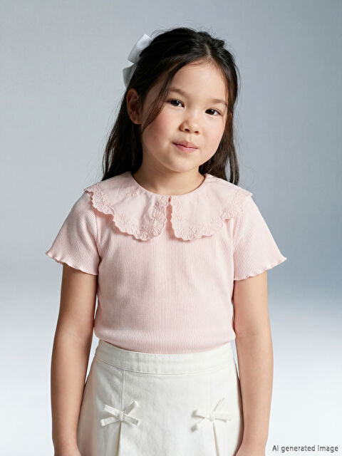 LCW Kids Bebe Yaka Nakışlı Kız Çocuk Fitilli Tişört