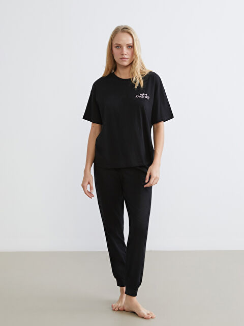 LCW DREAM Bisiklet Yaka Nakışlı Kadın Pijama Takımı - S68100Z8-CVL