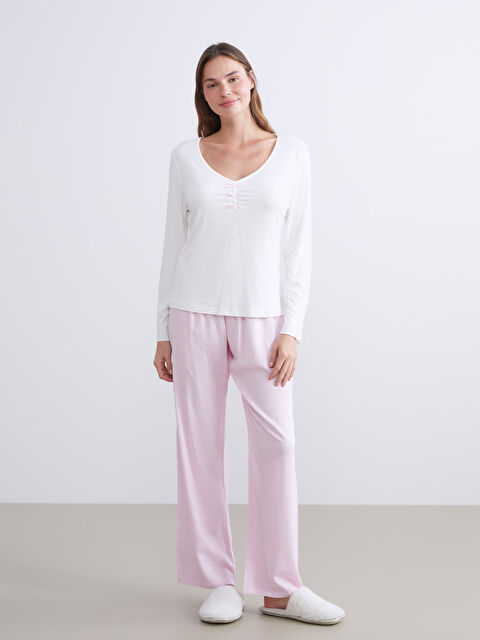 LCW DREAM V Yaka Desenli Kadın Pijama Takım - S68155Z8-LT4